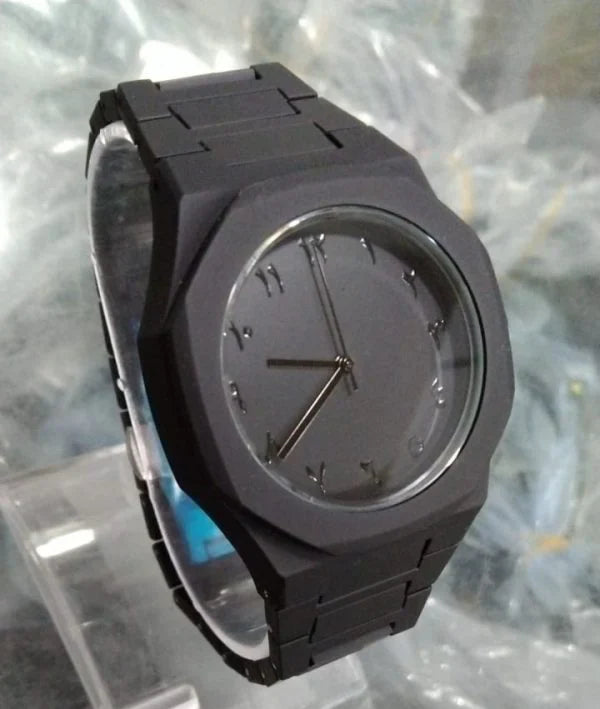Black Aura Men's Analog Quartz Watch – Sleek & Stylish Timepiece